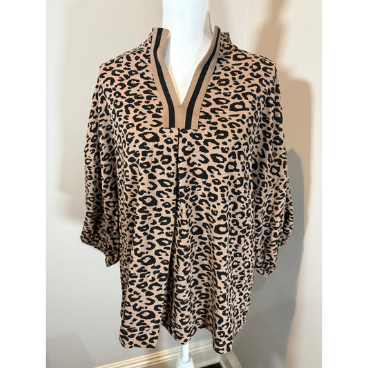 Curvy Jacquard Animal Print Blouse