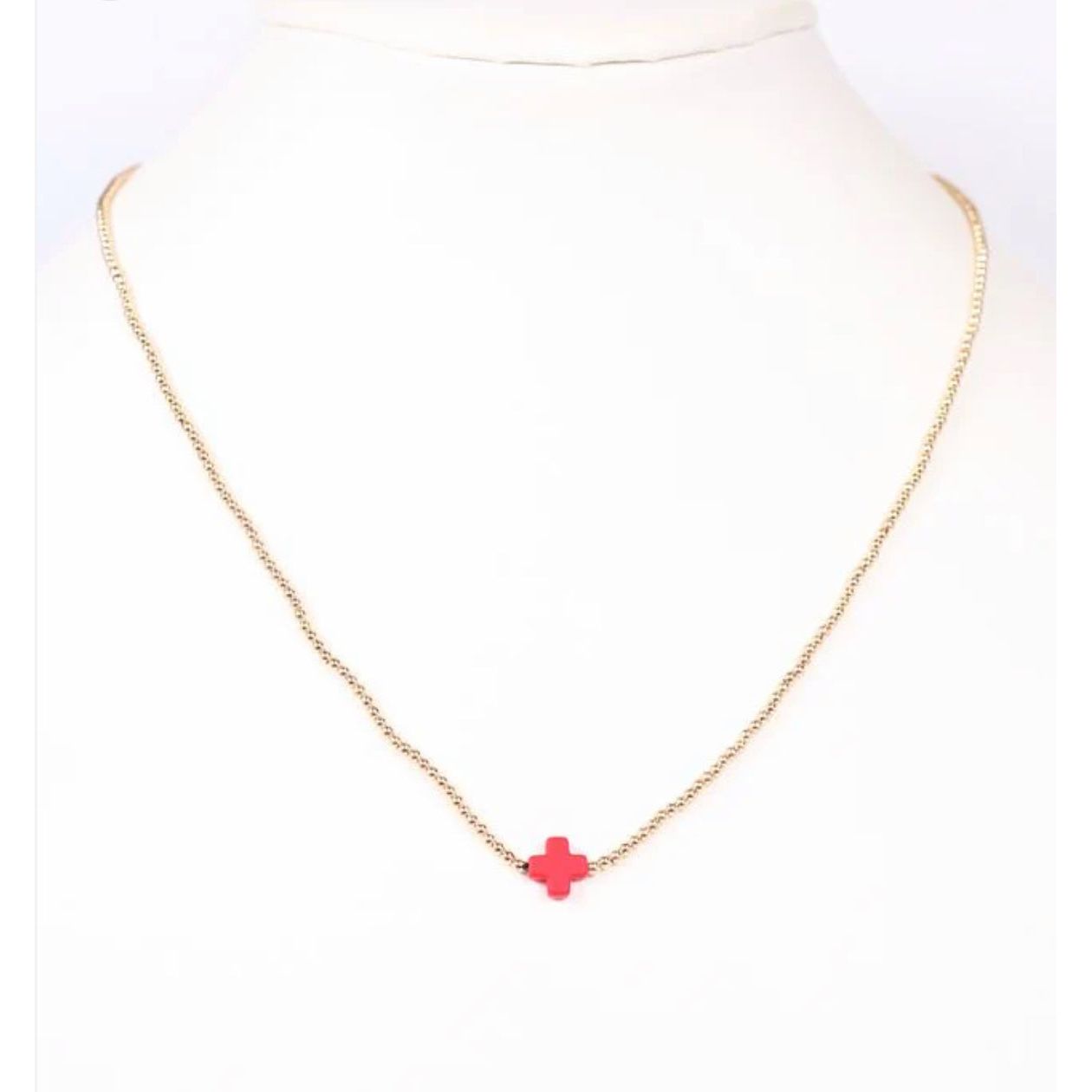 Rink Necklace with Cross Red