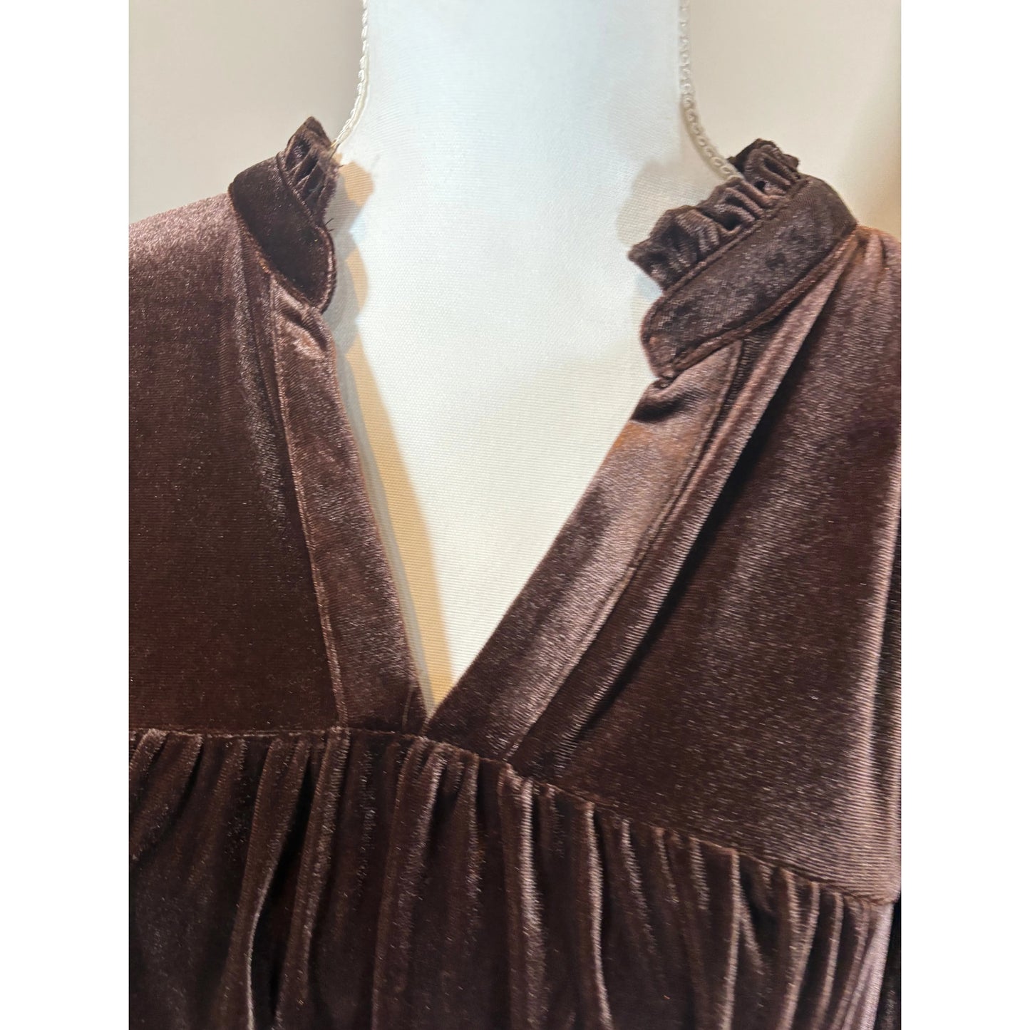 Curvy Velvet Flora Top - Brown