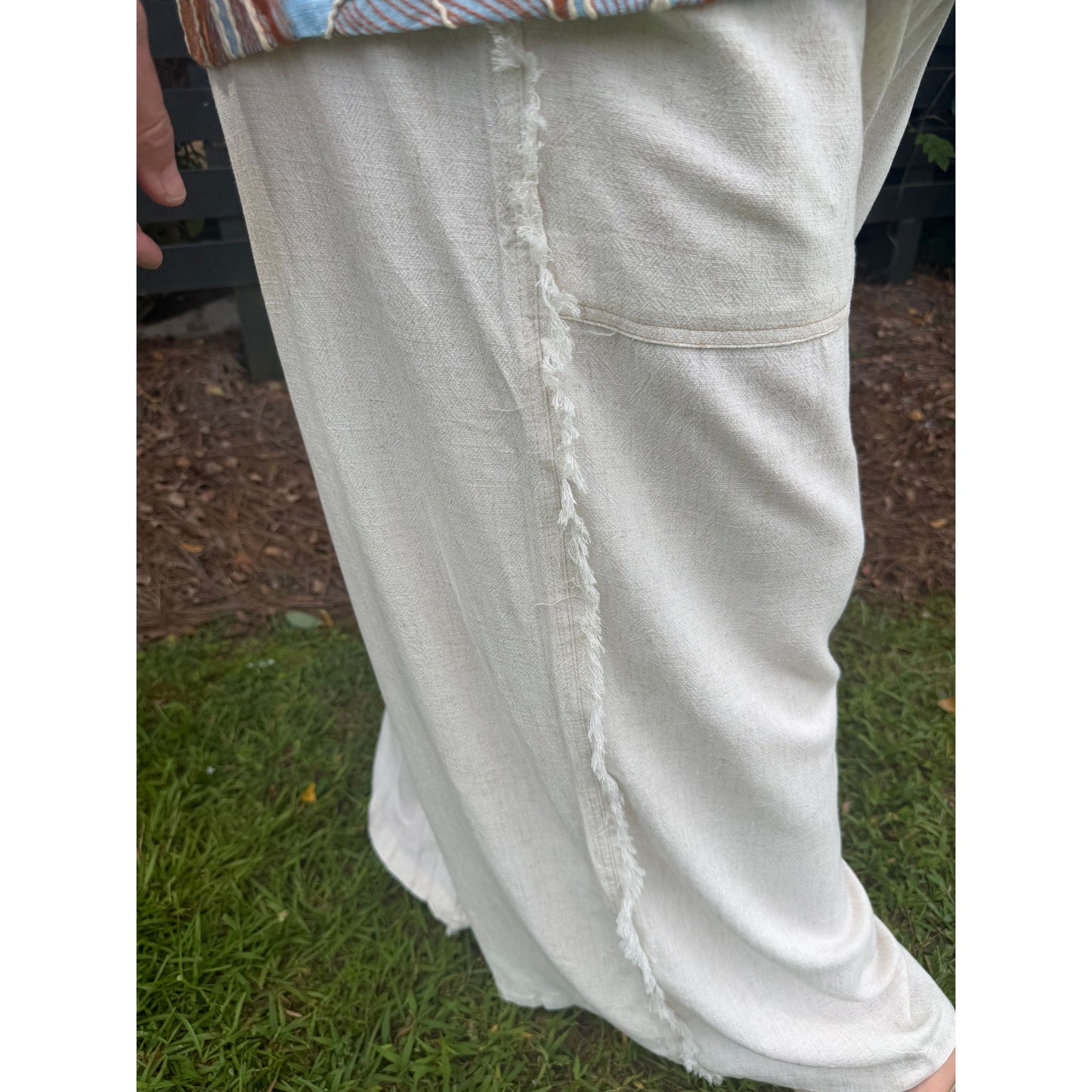 Curvy Oatmeal Linen Frayed Side Pocket Wide Leg Pants