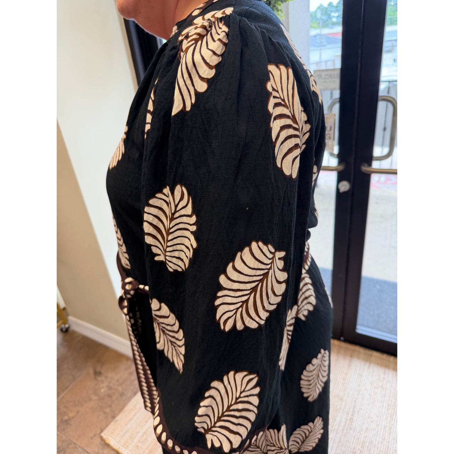 Curvy Mix Leaf Print Belted Midi Dress - Black