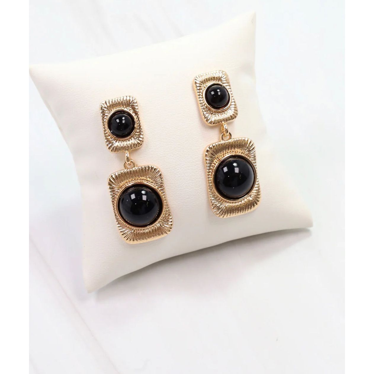 Giovonnie Pearl Drop Earring Black